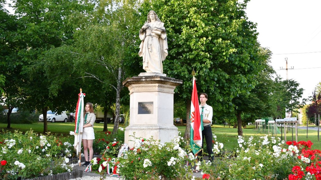 Megemlékezés a nemzeti összetartozás napja alkalmából