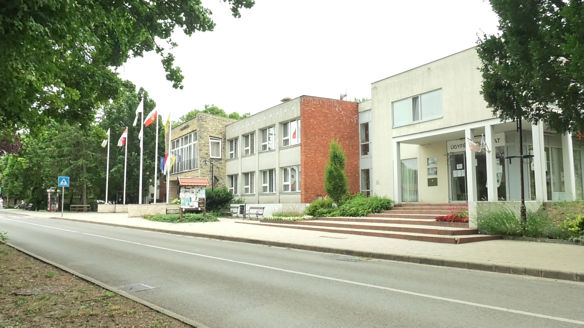 Szünet a Polgármesteri Hivatalban