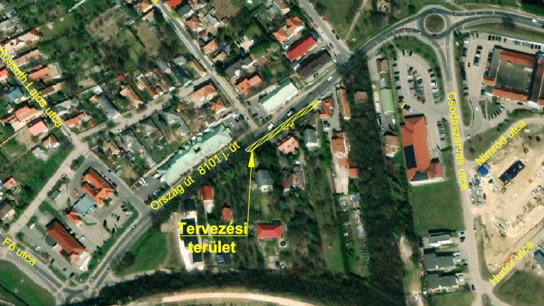 Új járdaszakasz épül az Ország úton