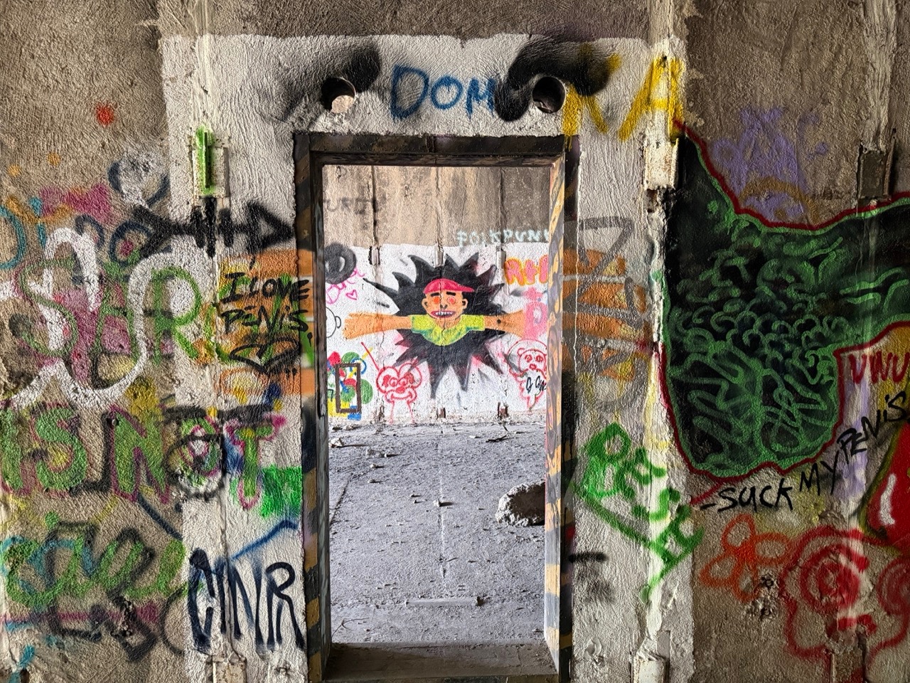 Gallery image 70
